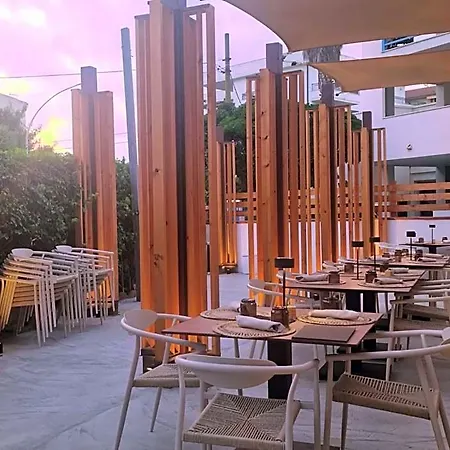 فندق Piras