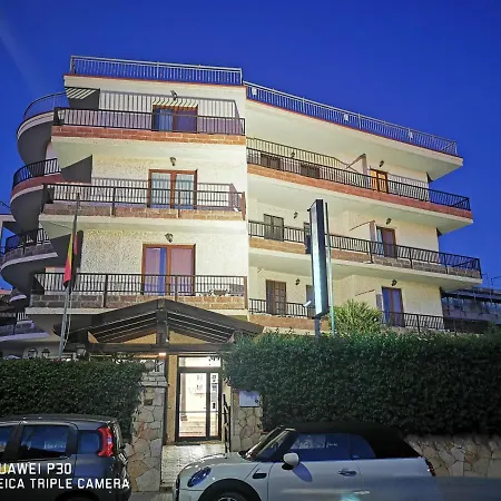 Hotel Piras