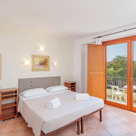 Piras 3* Αλγκέρο