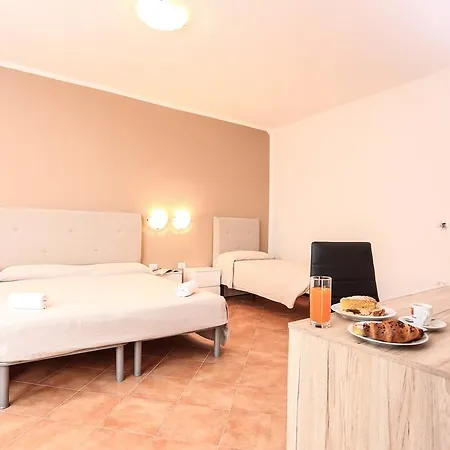 Hotel Piras 3*