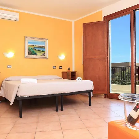 Piras Hotel